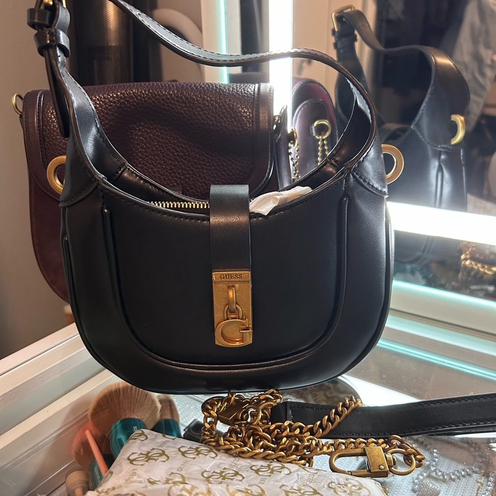 🖤Guess crossbody bag